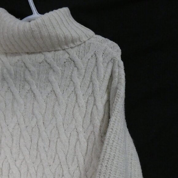 Cream Turtleneck Sweater | xl - extra large - Picture 5 of 16